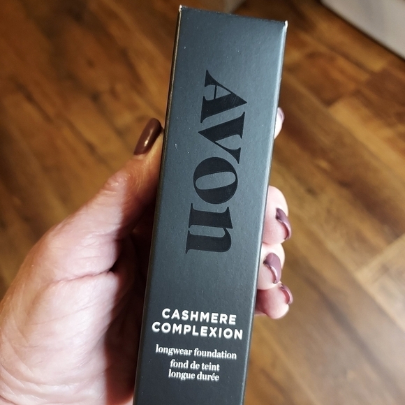 Avon Cashmere Complexion NIB Longwearing Foundation 1 fl oz - Picture 7 of 10